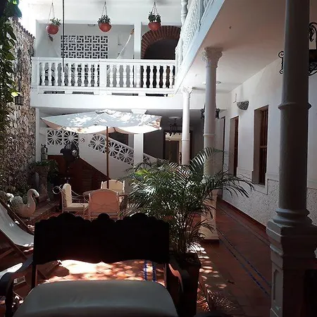Hostal Patios *