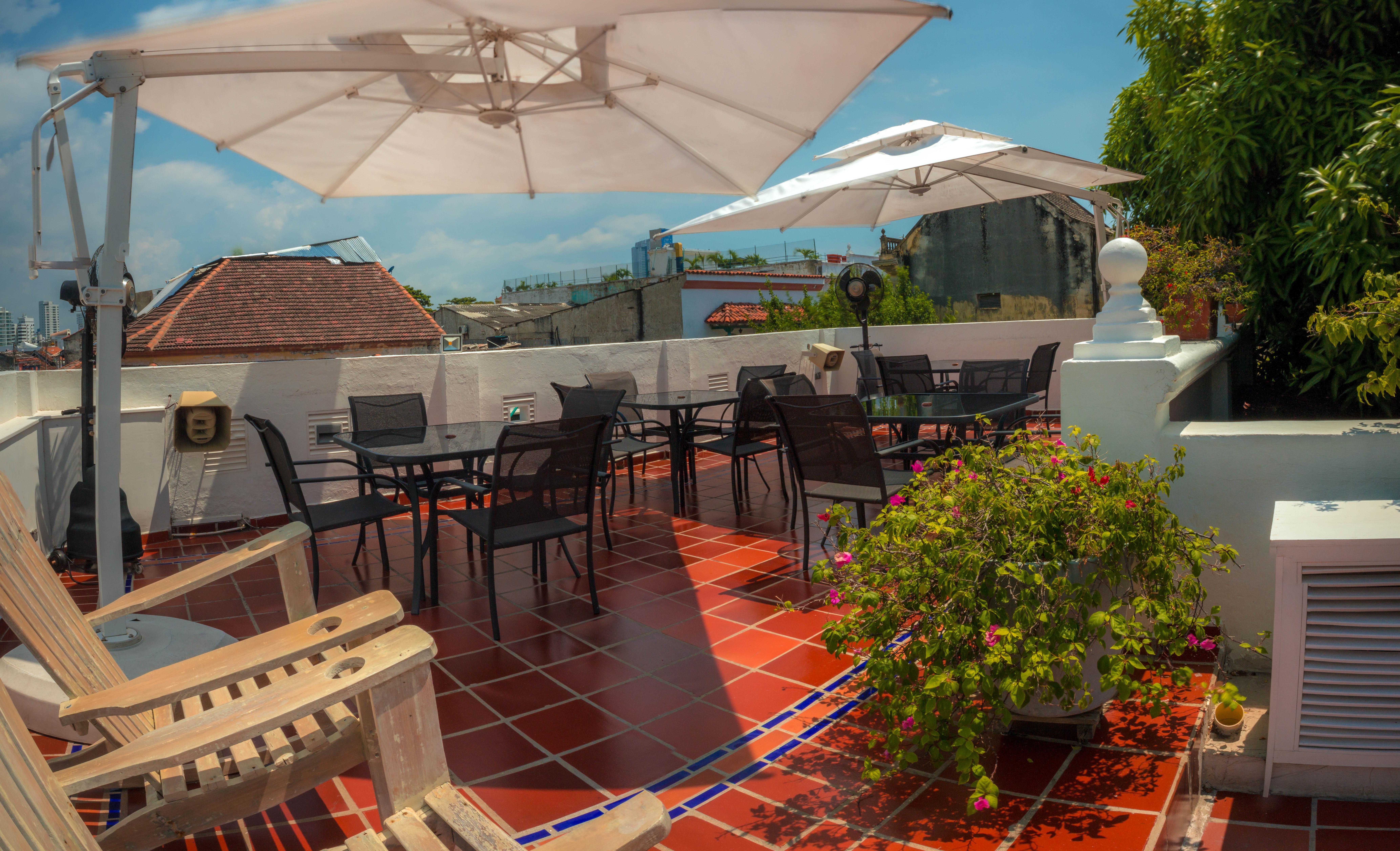 Patios Hostel *