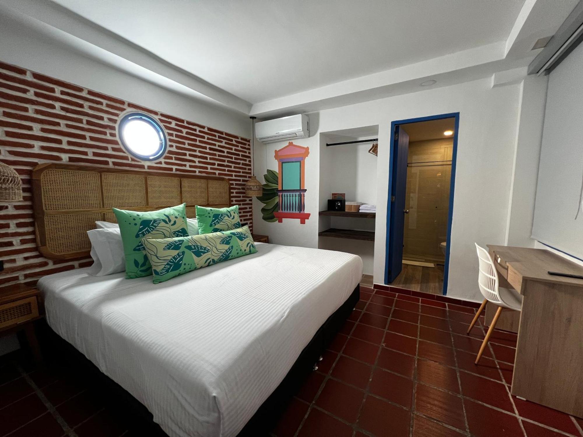 Hostal Patios