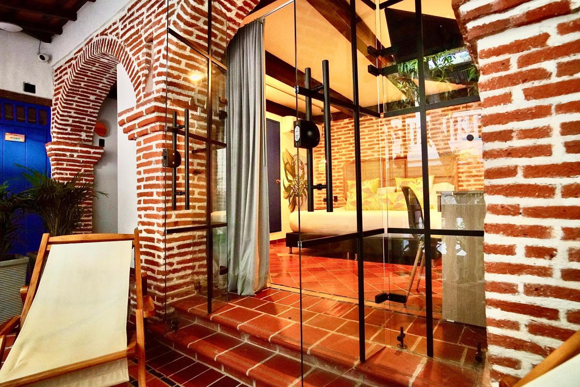 Hostal Patios